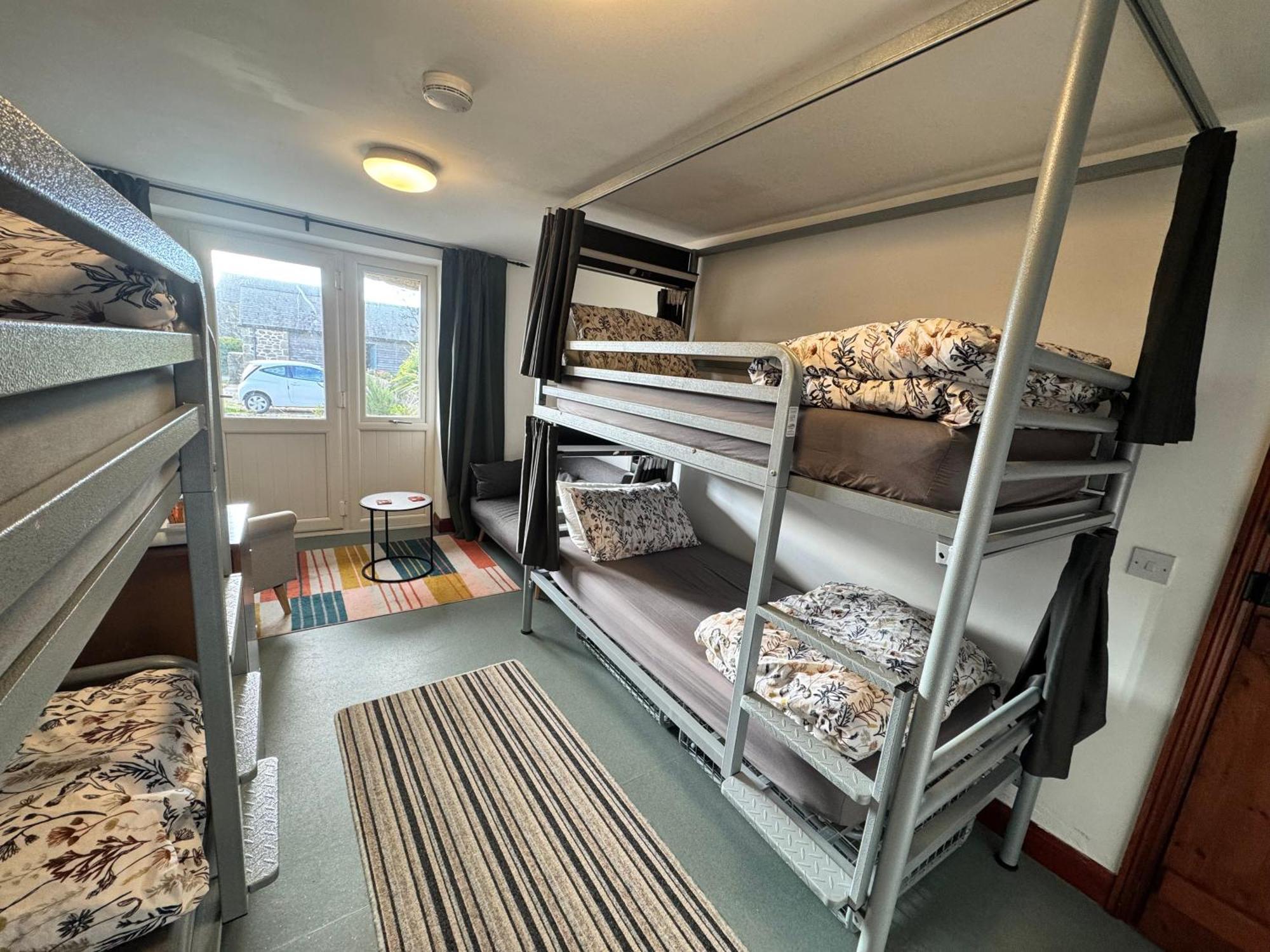 Lands End Hostel And B&B 森嫩 外观 照片